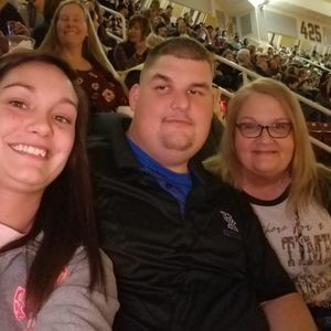 Meet your Posher, Phyllis